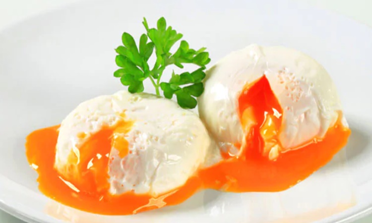 10 Simple & Delicious Ways To Cook Eggs