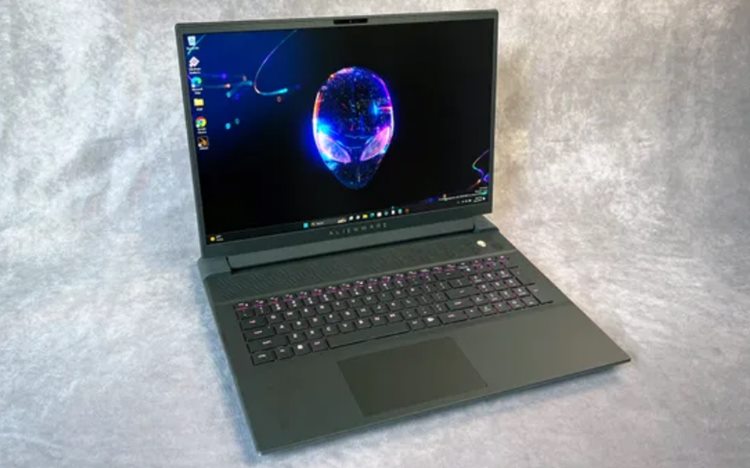 Alienware-M18