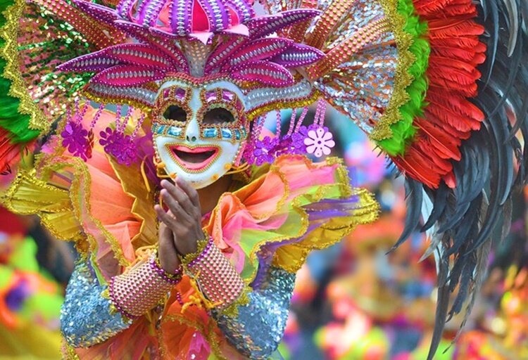 Discover The Colorful History Of Bacolod's Masskara Festival | PhilNews