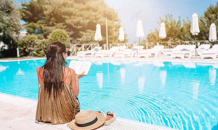 Expensive-Vacation-woman Expensive-Vacation-woman
