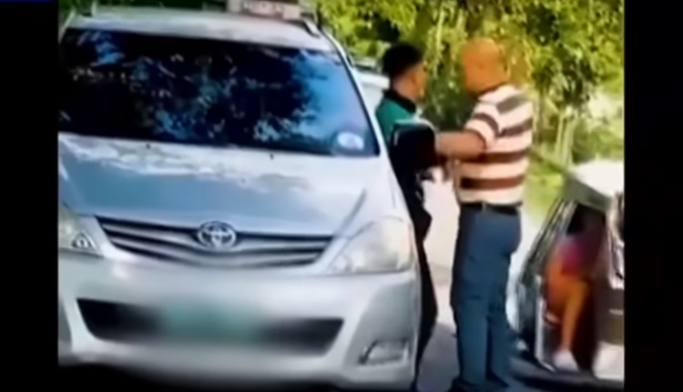 LTO Personnel Earns Criticisms for Beating Delivery Rider | PhilNews
