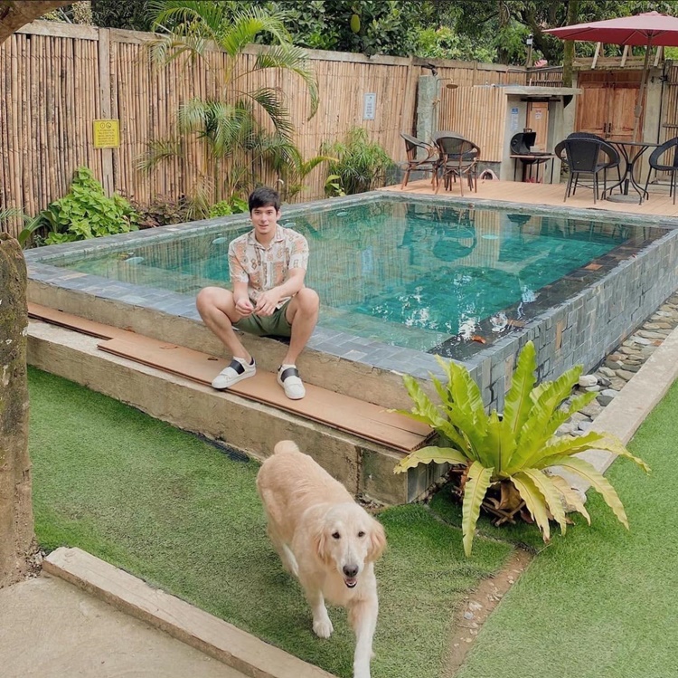 Christian Bables, Dog Hope