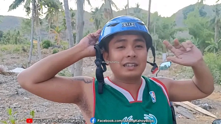 Coco Martin Look-Alike 2