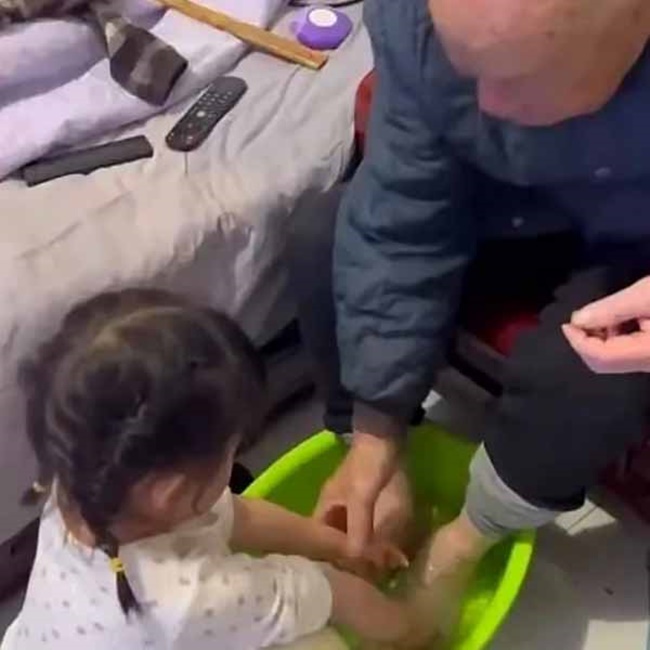 Ruan and Liu's Granddaughter