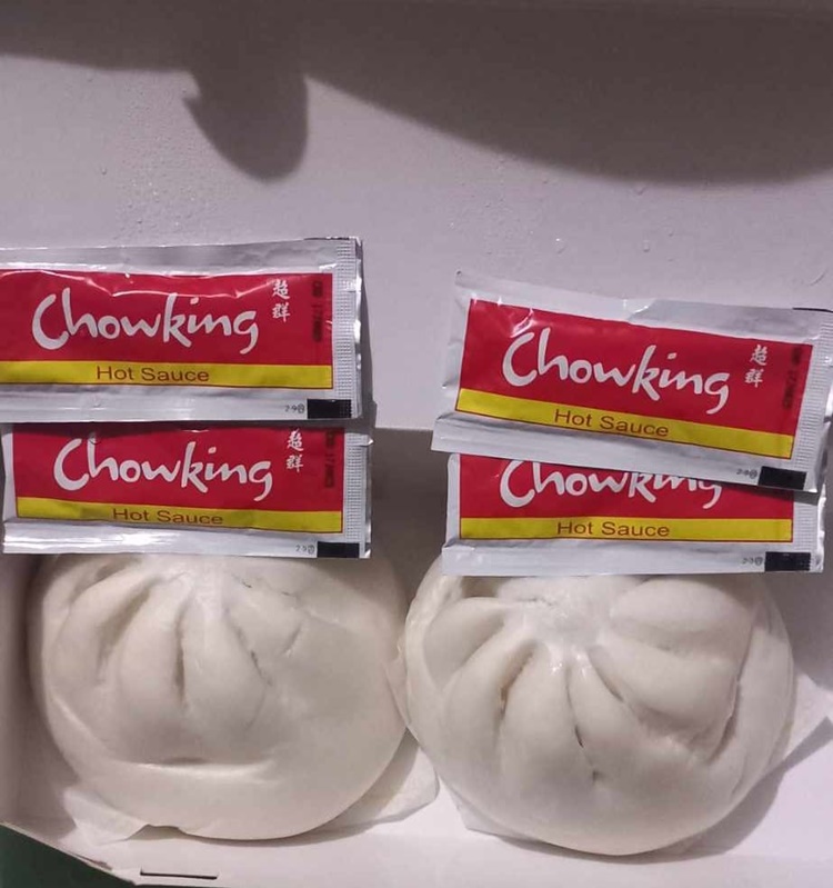 Customer Disappointed After Receiving Hot Sauce Instead of Siopao Sauce ...