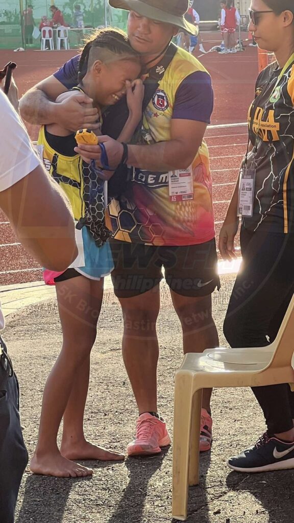 Barefoot Runner Wins Silver Medal in Palarong Pambansa 2024 PhilNews