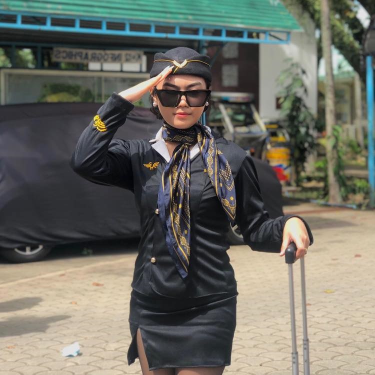 Lady Netizen