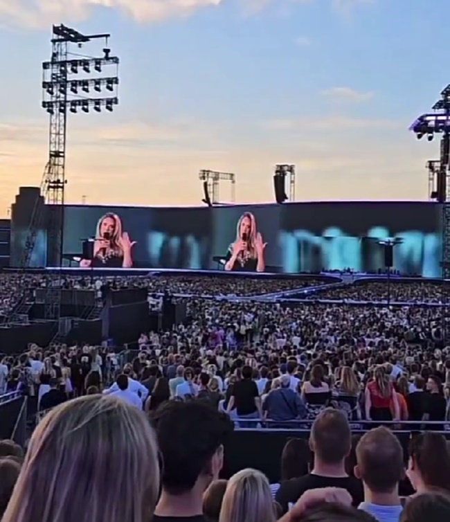 Adele