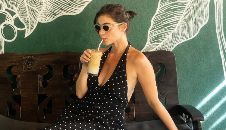 Anne Curtis Shares Selfies Of Her While Chilling In Dumaguete City