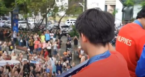 Carlos Yulo Dad Parade