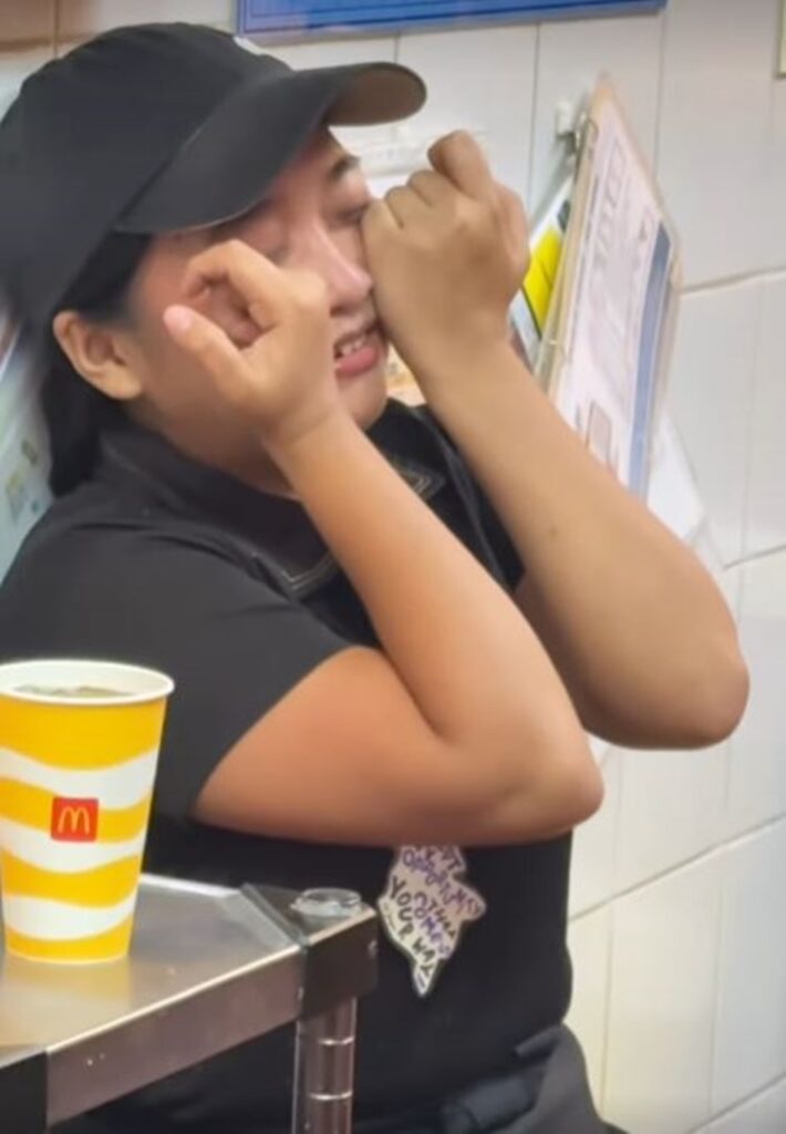 Fast-Food Service Crew