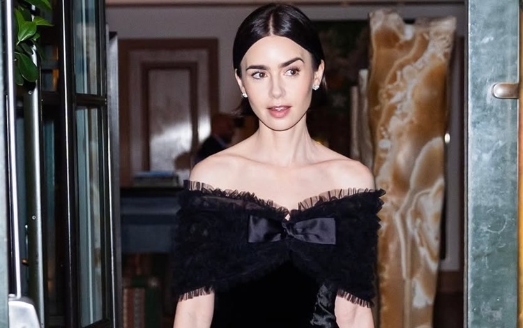 Lily Collins