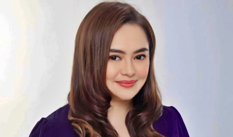 angelika dela cruz