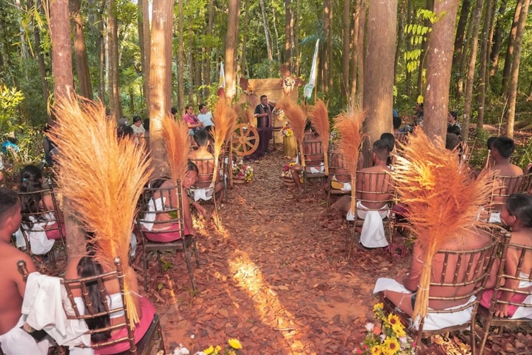 Mass Wedding