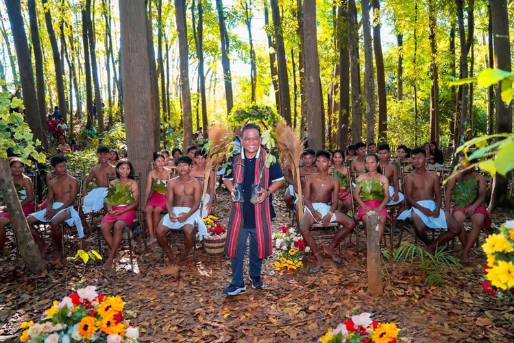 Mass Wedding