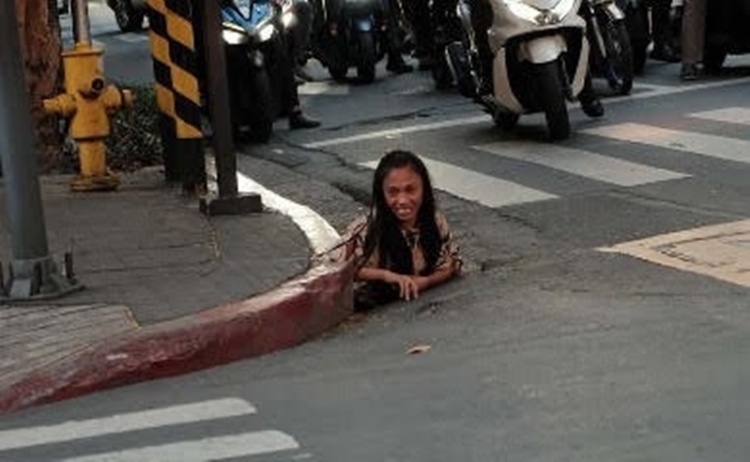 Imburnal Girl