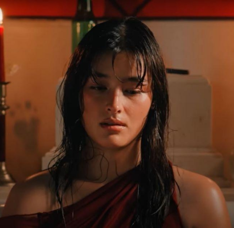 liza soberano