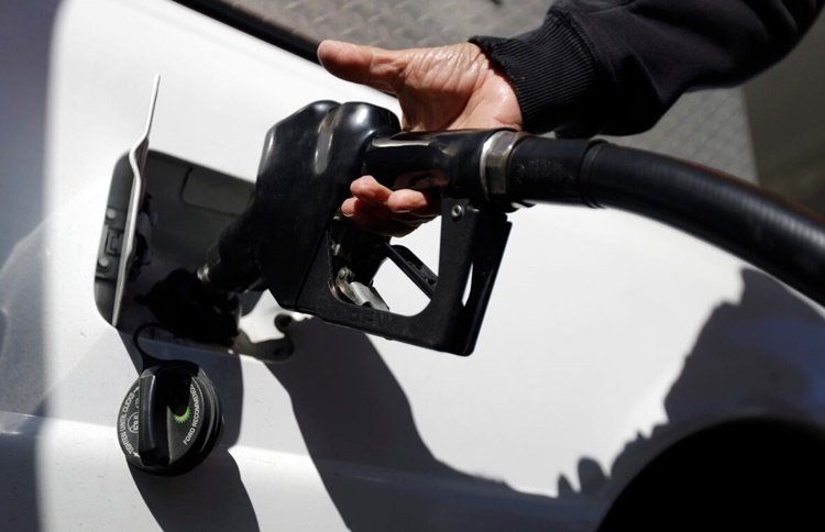 Mixed Oil Price Adjustments