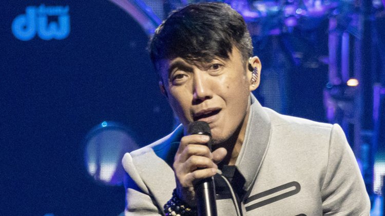 Arnel Pineda