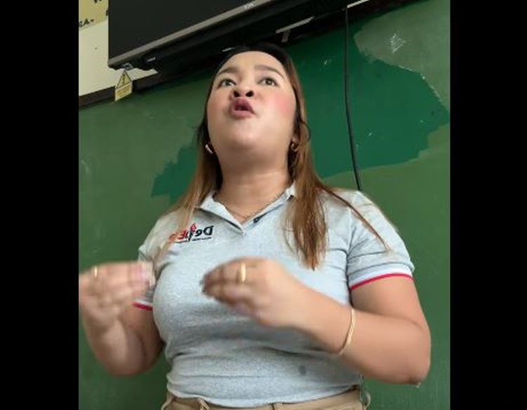 Lady Teacher