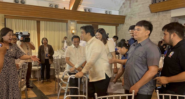 Bong Revilla