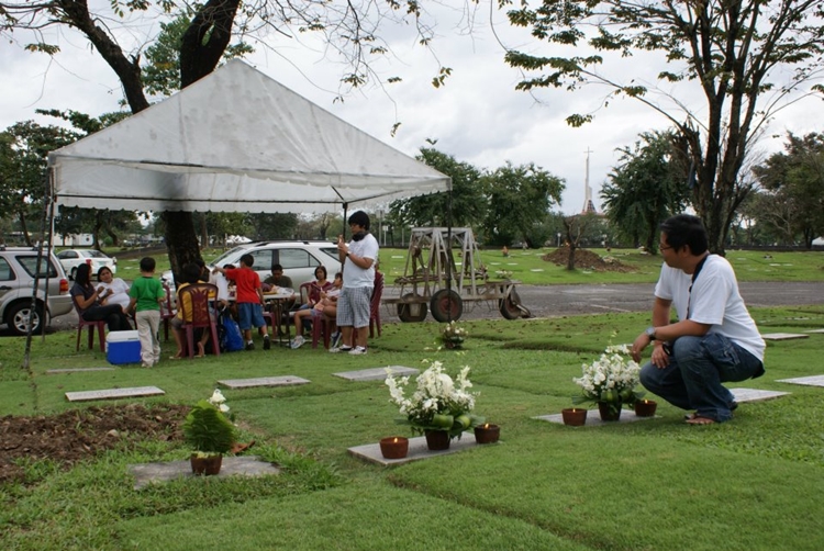 Filipino Traditions during UNDAS