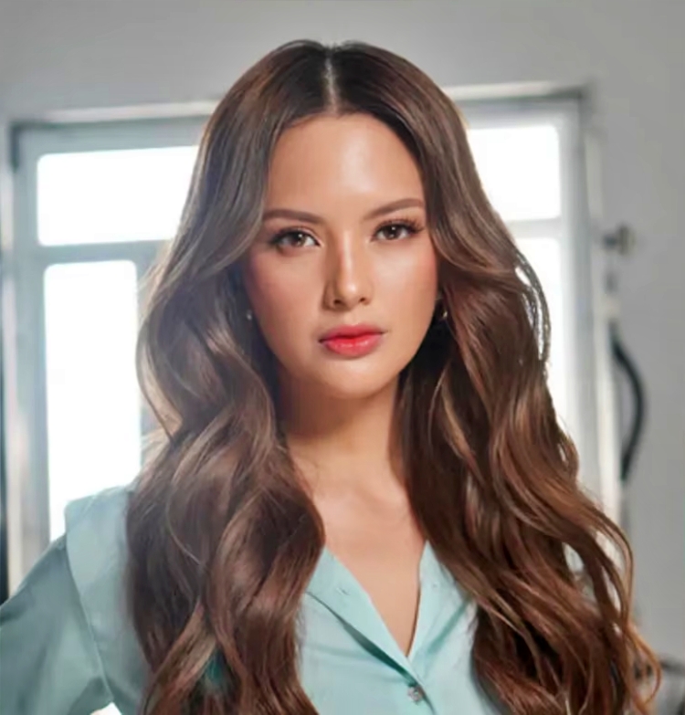 ellen adarna