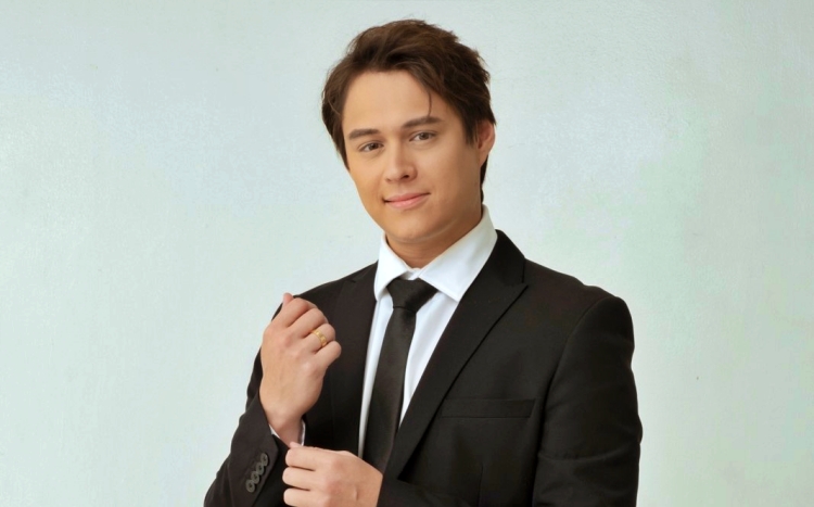 enrique gil
