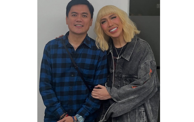 Call me Mother director Jun Robles Lana, Vice Ganda