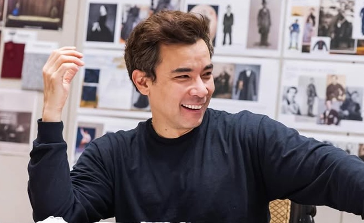 Ron Ricamora Hollywood Star Conrad Ricamora Moved to Tears Over Manila Homecoming ...