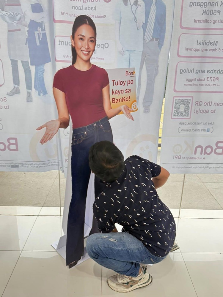 Kathryn Bernardo Standee