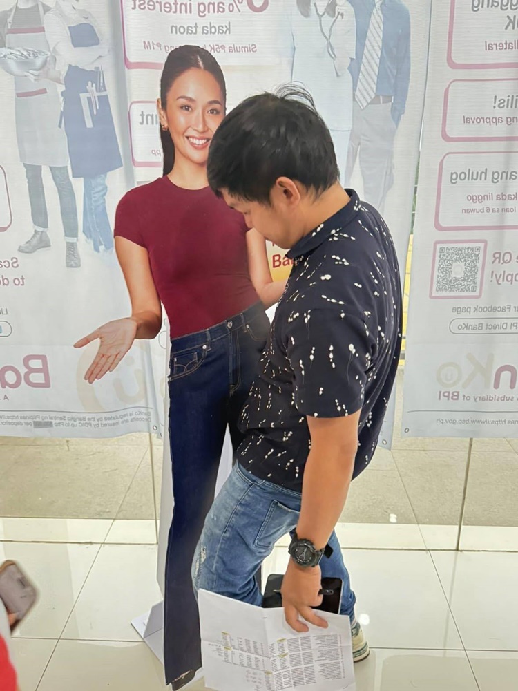 Kathryn Bernardo Standee
