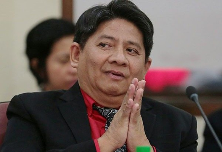 Larry Gadon