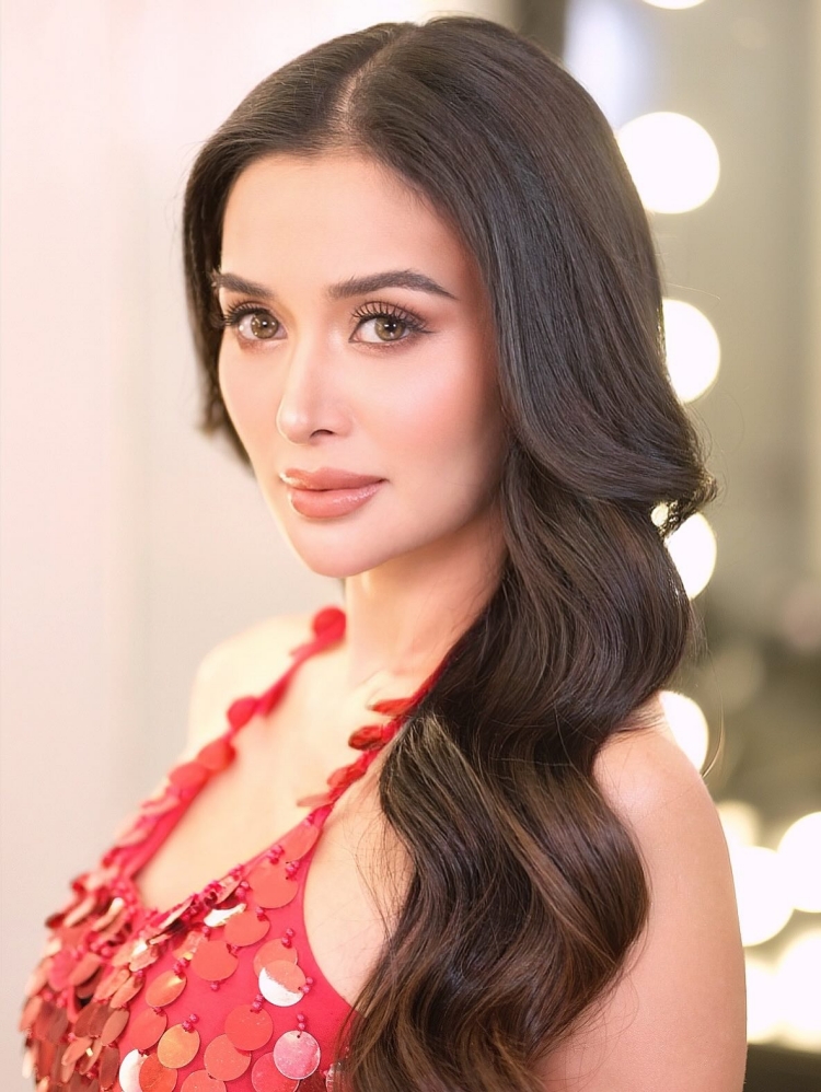 kris bernal