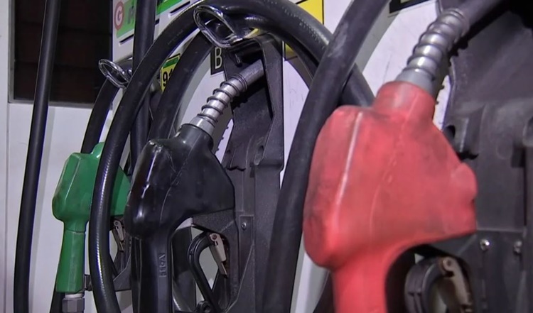 Mixed Oil Price Adjustments