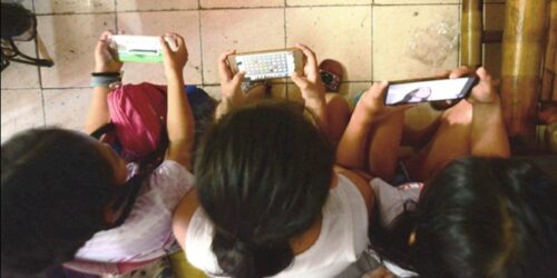 Children, Social media 1