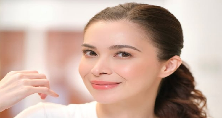 Sunshine Cruz
