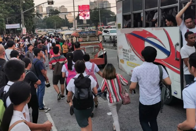 Workweek, Filipino Employees