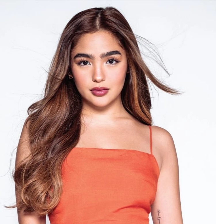andrea brillantes