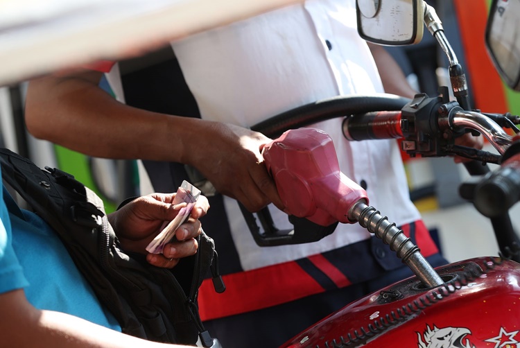 Big-Time Oil Price Rollback