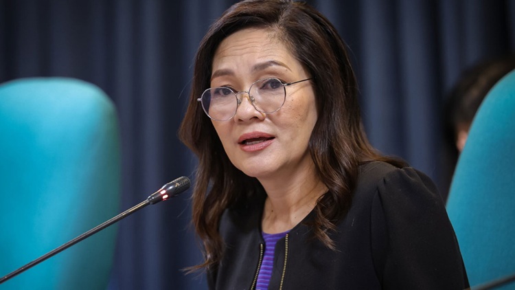 Risa Hontiveros