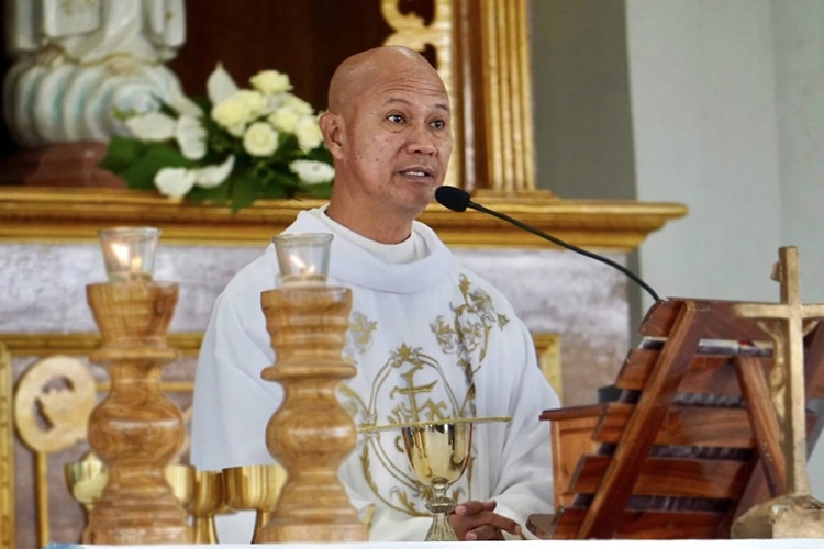 Fr. Gerardo Saco