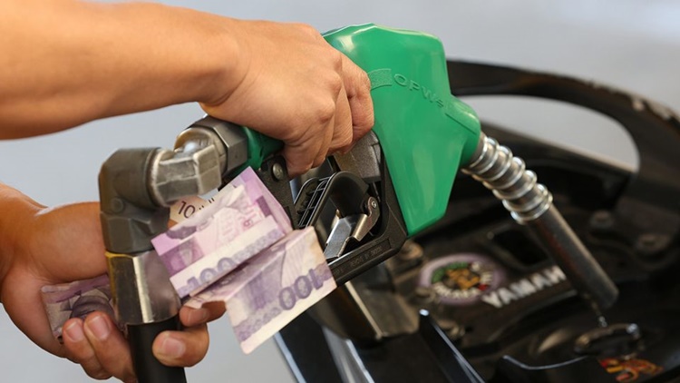Philippine Fuel Prices Surge as Peso Hits Record Low; Gasoline Up P2.21, Diesel Up P2.66 — image 2