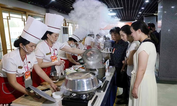 DOG MEAT COMPETITION 1