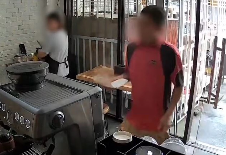 Vape Shop Attendant